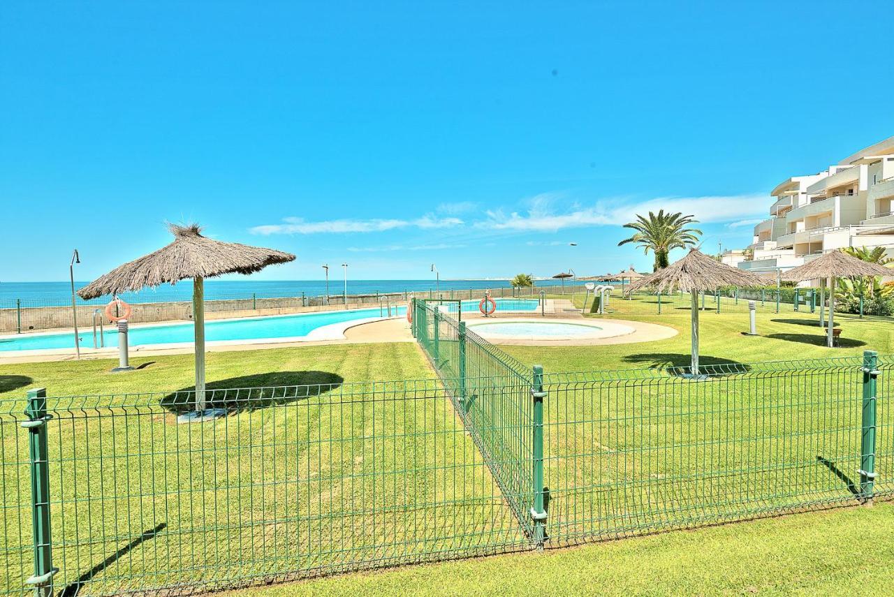 אל פוארטו דה סנטה מריה On Beach Deluxe Apartment With Pools And Own Garden מראה חיצוני תמונה