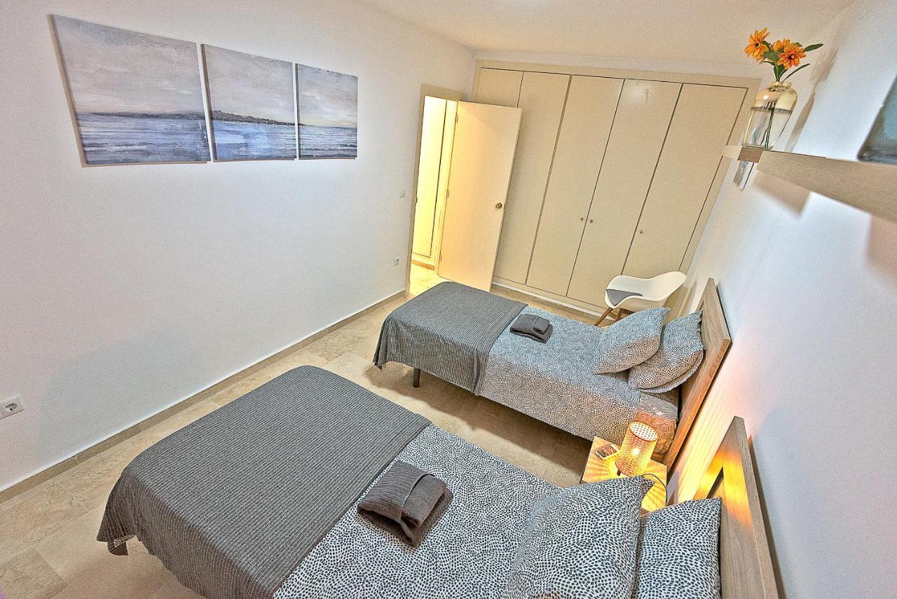 אל פוארטו דה סנטה מריה On Beach Deluxe Apartment With Pools And Own Garden מראה חיצוני תמונה